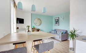 L'Amandine ,45 m2 terrasse et garage centre ville